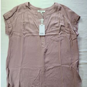 NWT Rose + Olive Womens L Mauve Blouse Rayon V Neck High Low Hem
